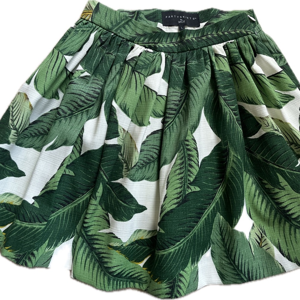 Green Pleated Skater Mini Skirt for Resort Wear